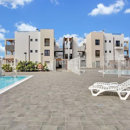 2 Terraces Apartment W/ Astonishing Views. كوستا دي أنتيجوا المظهر الخارجي الصورة