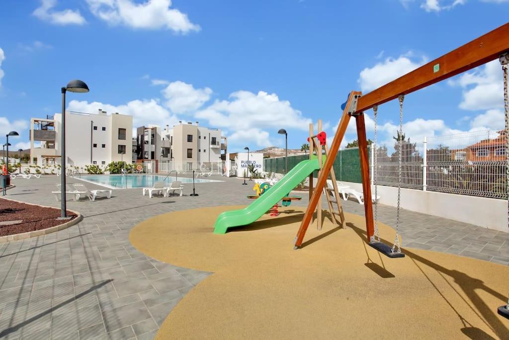 2 Terraces Apartment W/ Astonishing Views. كوستا دي أنتيجوا المظهر الخارجي الصورة