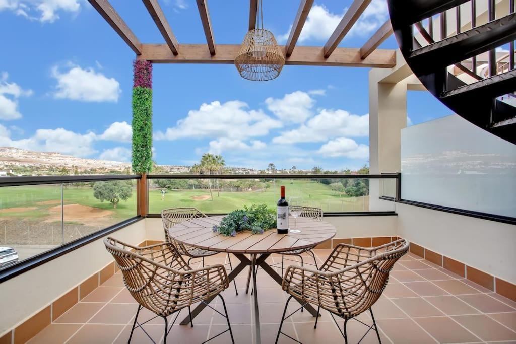 2 Terraces Apartment W/ Astonishing Views. كوستا دي أنتيجوا المظهر الخارجي الصورة